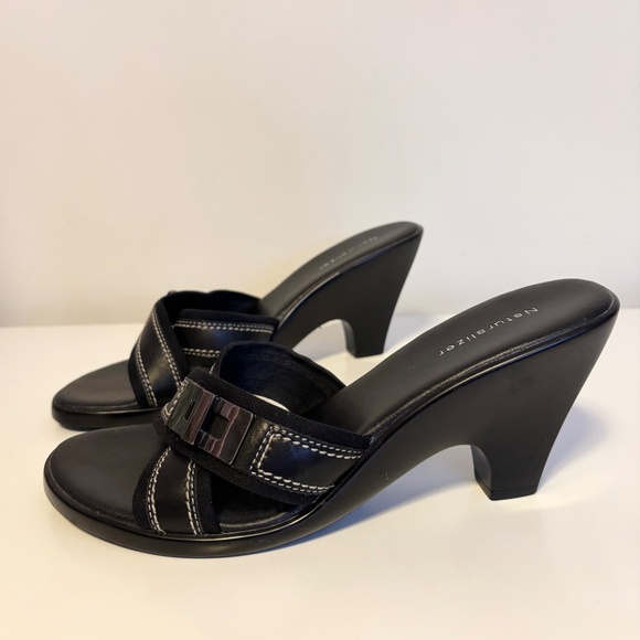 Naturalizer Y2K Open Toe Leather Stitching Buckle Kitten Heels Black Womens 8.5 - Picture 2 of 4